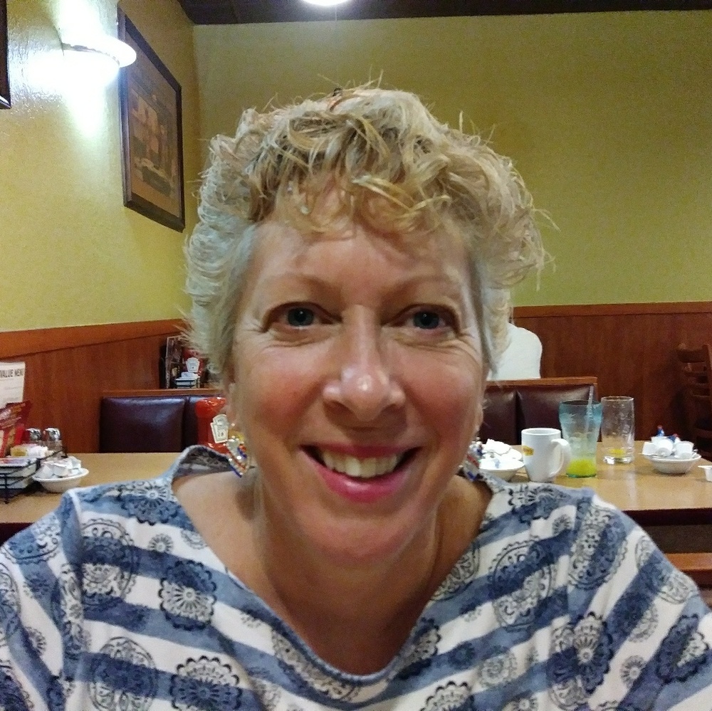 Meet your Posher, Deborah